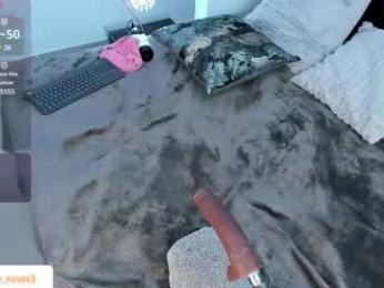 angiee_roses chaturbate stream image