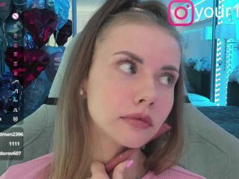VikkiExtraCheese bongacams stream image