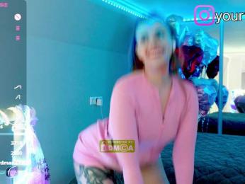 VikkiExtraCheese bongacams stream image