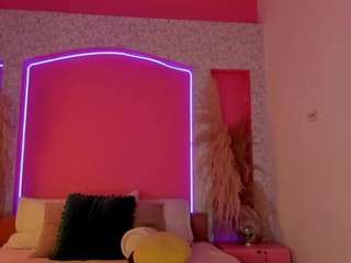 emyliesander camsoda stream image