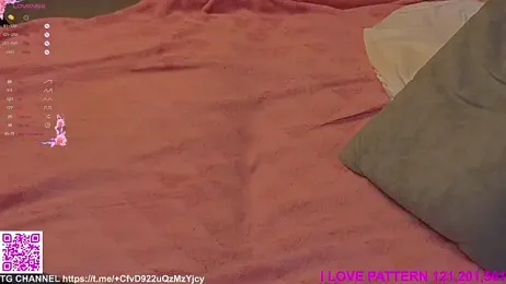 Hollara_Bangg stripchat stream image