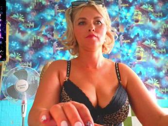 Mistress-Gwen bongacams stream image