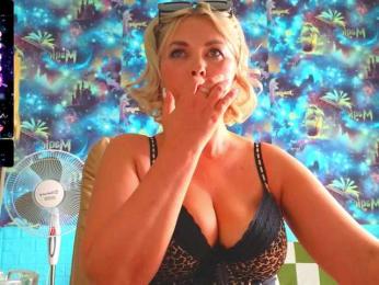 Mistress-Gwen bongacams stream image