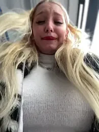 Milkyy_wway stripchat stream image