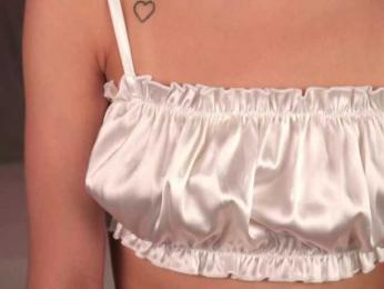 ilittleheart bongacams stream image