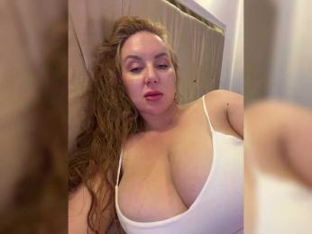 cherryygirl bongacams stream image