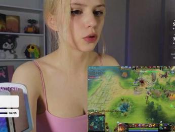 fymryn bongacams stream image