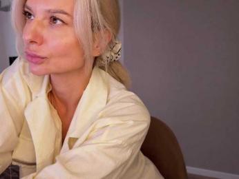 -Molly- bongacams stream image