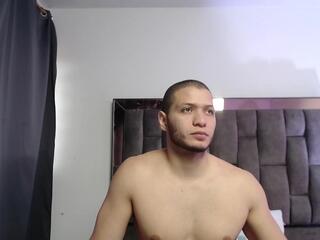 Paulina Estrada &amp; Mateo Arraez flirt4free stream image