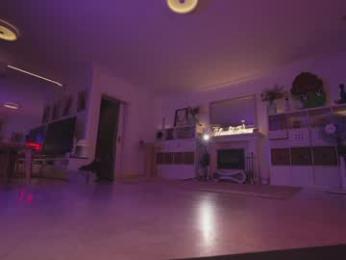 hannahjames710 chaturbate stream image