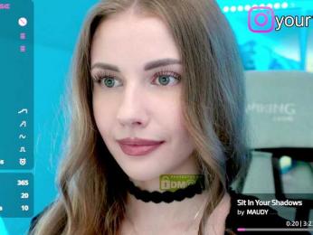 VikkiExtraCheese bongacams stream image