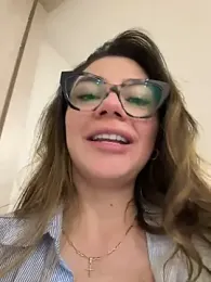 alicee16 stripchat stream image