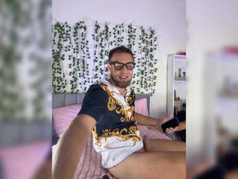 lean-lie bongacams stream image