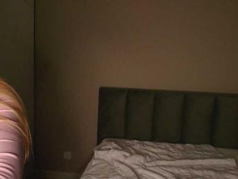 Pinkie-Pie bongacams stream image