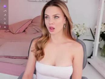 lili_and_niki chaturbate stream image