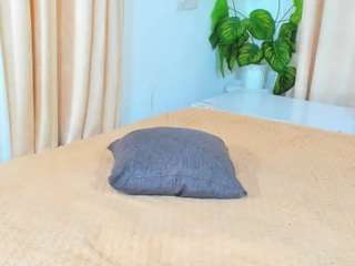 h0t-chocolate camsoda stream image