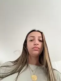 BelleLouiseVp stripchat stream image