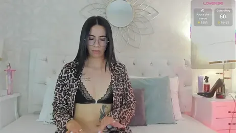 Clarisse28 stripchat stream image