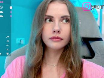 VikkiExtraCheese bongacams stream image