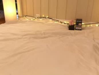 blondehottiek chaturbate stream image