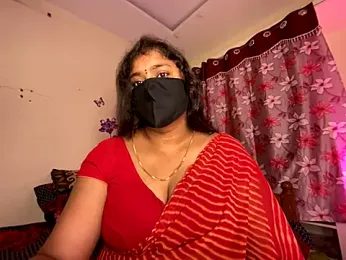 LouleyRanii stripchat stream image