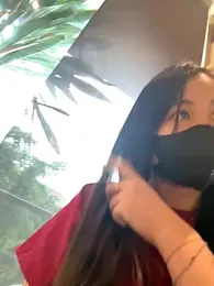 Tina_995 stripchat stream image