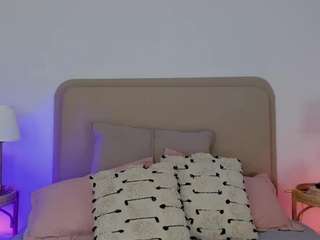 riley-pride camsoda stream image