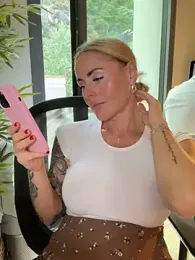 EmaSalis stripchat stream image