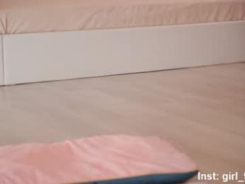 rosyemily chaturbate stream image