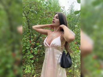 Oops_kiraa bongacams stream image