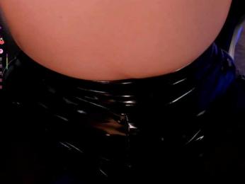 MadelineFox bongacams stream image