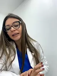 alicee16 stripchat stream image