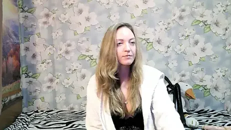 KattyLuuu stripchat stream image