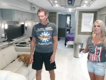 wildwifebarbie chaturbate stream image