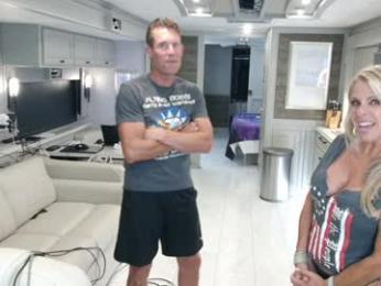 wildwifebarbie chaturbate stream image