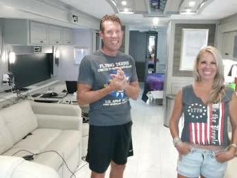 wildwifebarbie chaturbate stream image