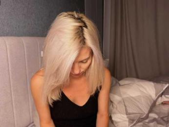 -Molly- bongacams stream image