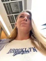 Sweet___Emily stripchat stream image