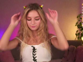 ilittleheart bongacams stream image