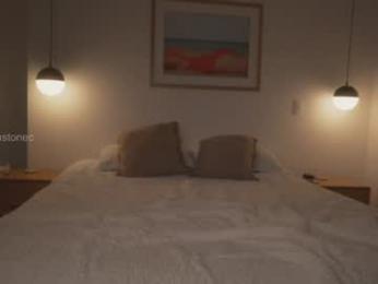 rebeccastonee chaturbate stream image