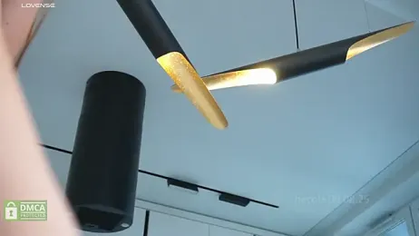 hecola stripchat stream image