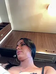 Hotmomcheckk_ stripchat stream image