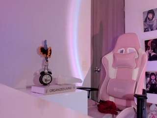 emilyhick camsoda stream image