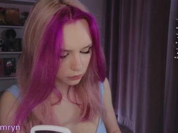 fymryn bongacams stream image