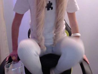 blondalina bongacams stream image