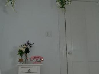 littlegreekflower chaturbate stream image