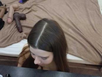 dolly-ll bongacams stream image