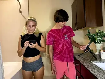 girlfriendmissy stripchat stream image