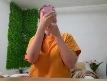 EmilyxJames bongacams stream image