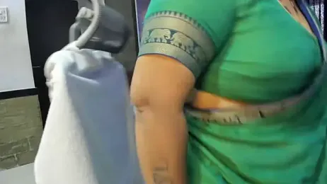 tarivishu23 stripchat stream image